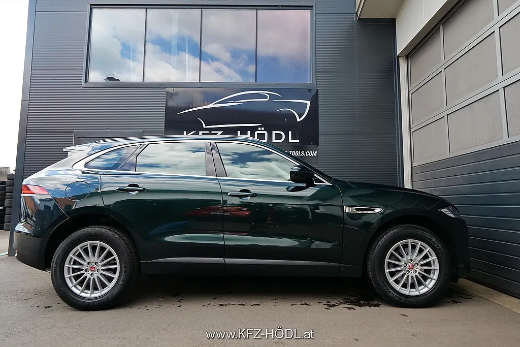 Jaguar F-Pace 25d AWD Prestige Aut. Image 5