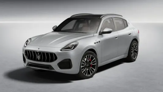 Maserati Grecale GT =NEW= Panorama/Distronic Гаранция