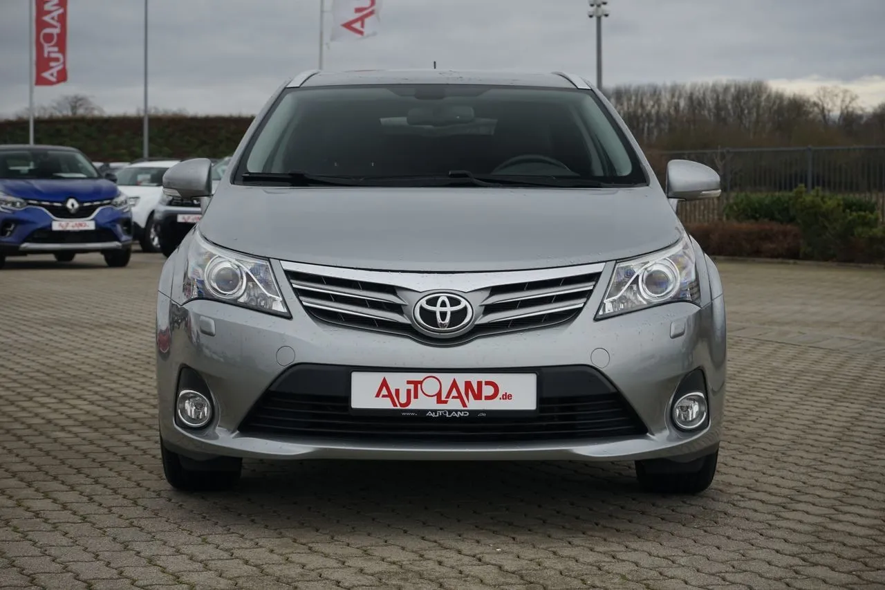 Toyota Avensis 1.8 Premium...  Image 6